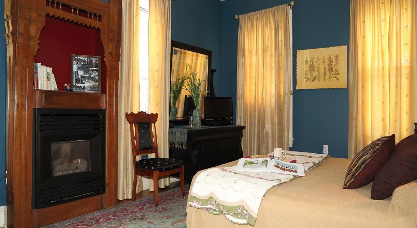 Bed & Breakfast Amethyst