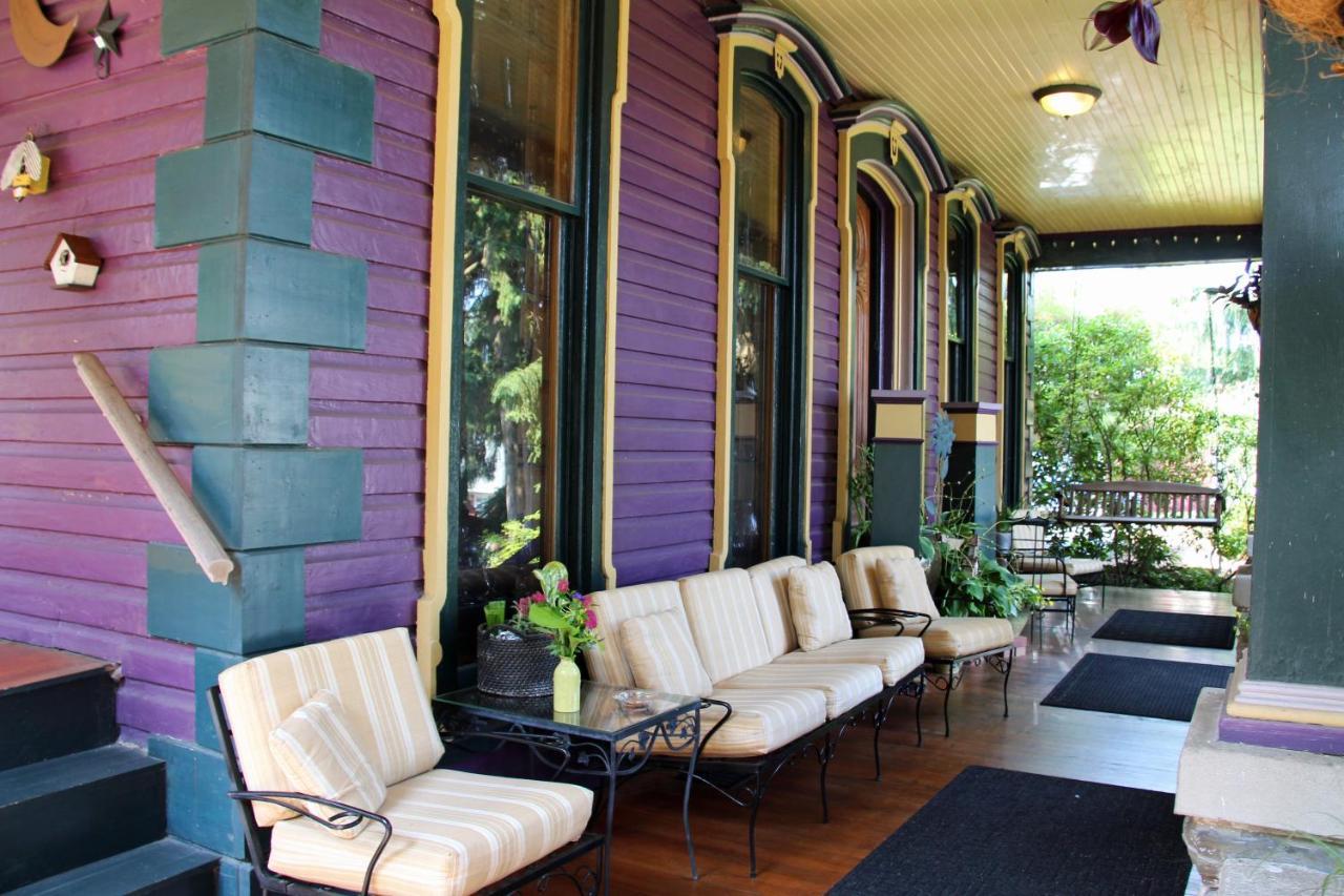 Bed & Breakfast Amethyst 2*