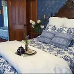 Amethyst Inn